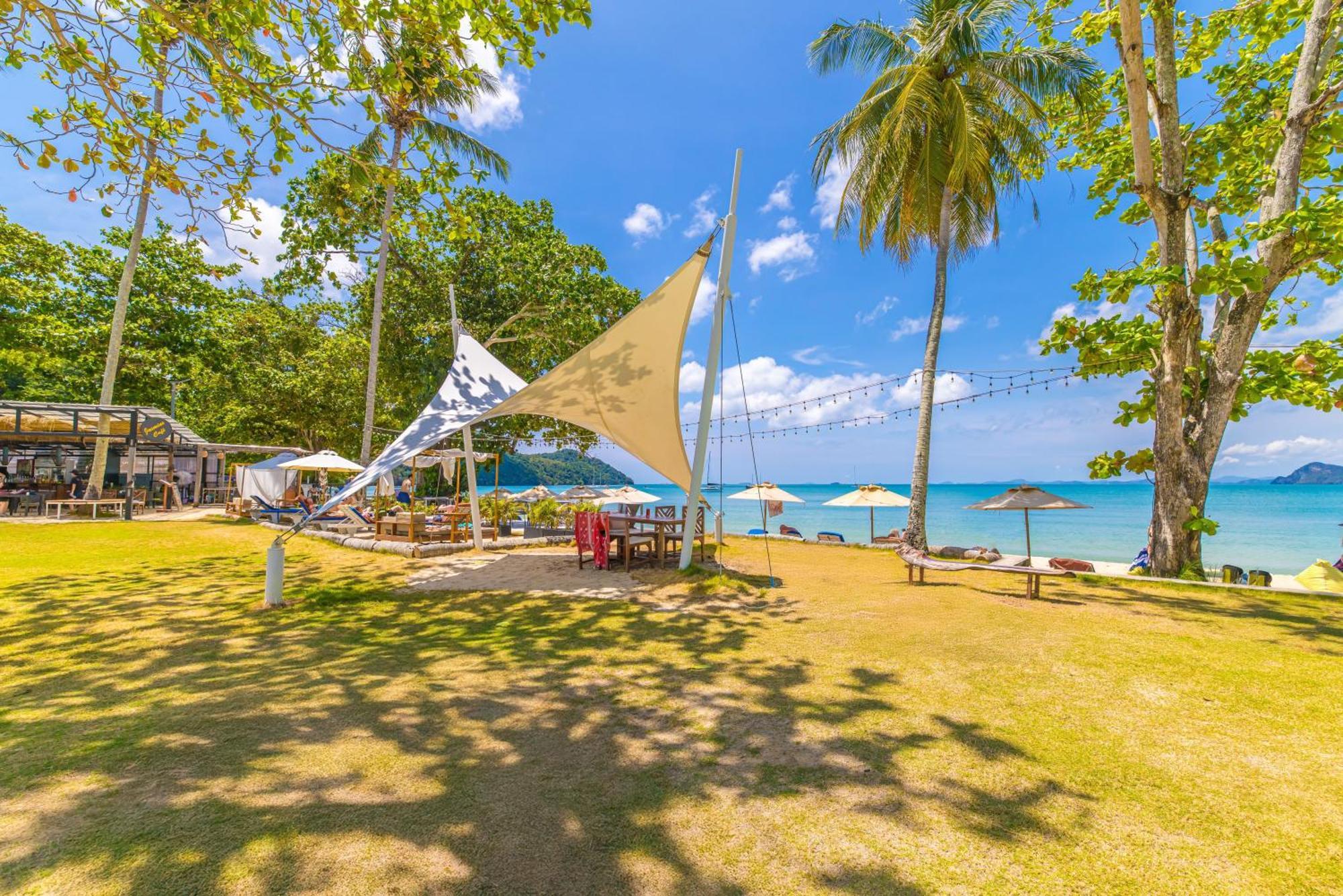 Royal Yao Yai Island Beach Resort Ко-Яо-Яй Екстер'єр фото